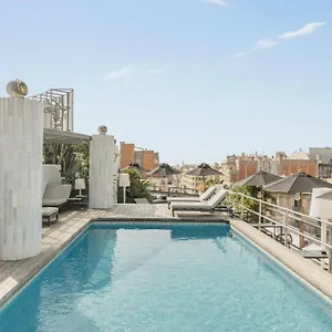 Claris & Gl, A Small Luxury Of The World Otel